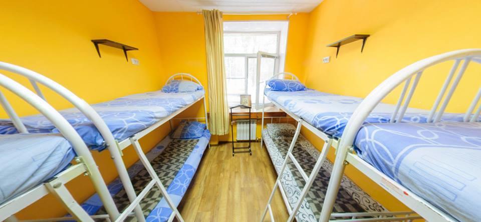 Yourhostel Svyatoshino เคียฟ ภายนอก รูปภาพ